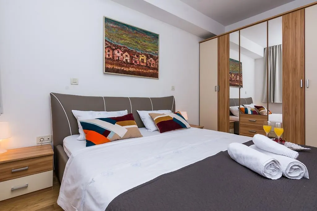 Apartment Arianna Zadar 0*,